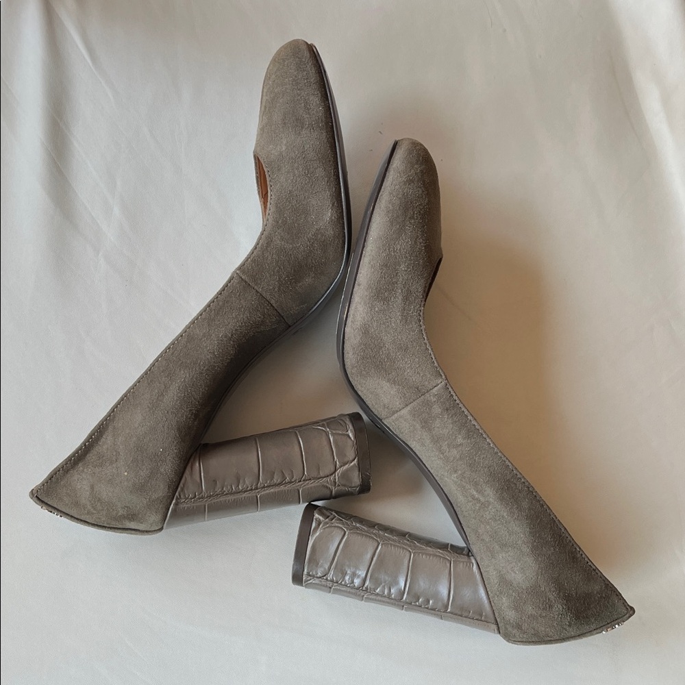 Coach Gray Suede Block Heel Pumps Office Formal 3 inch High - Picture 7 of 10